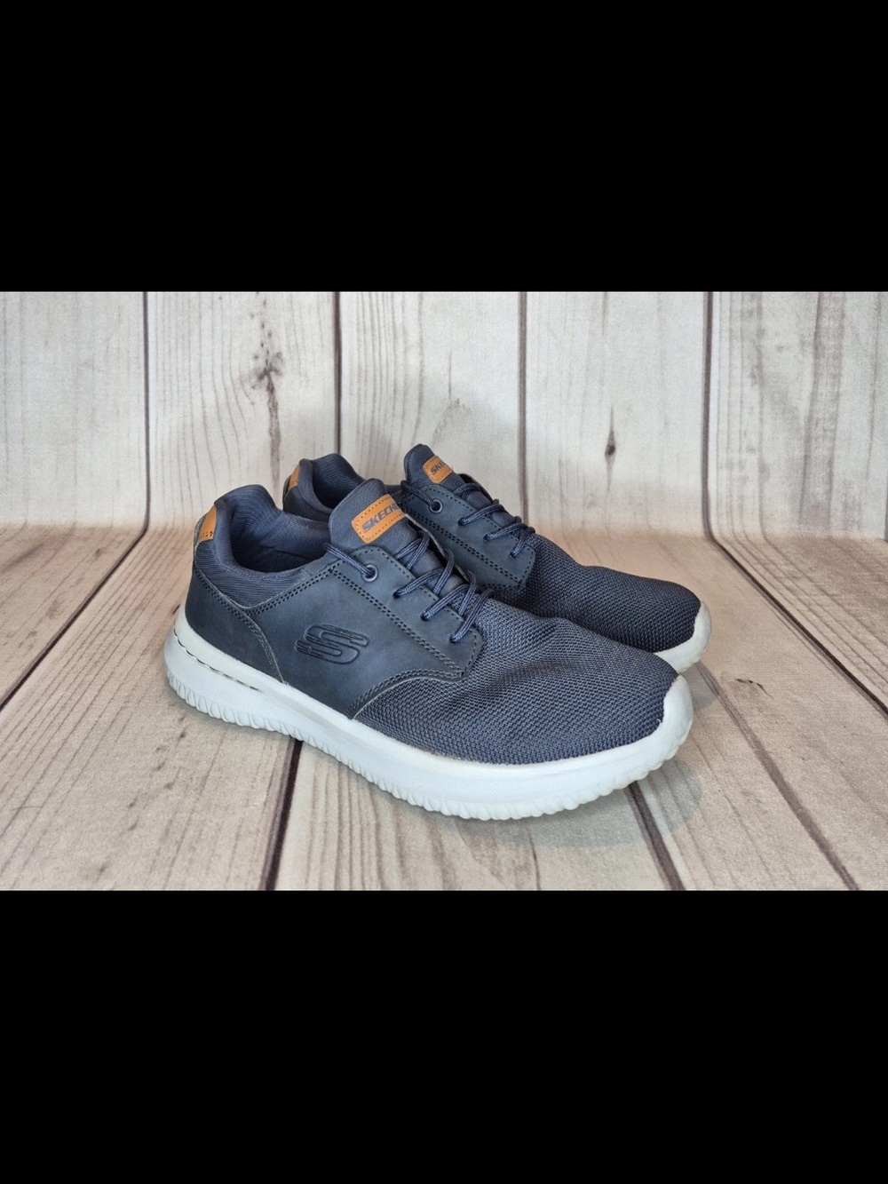 Skechers Men's Size 9.5 Delson Air-Cooled Memory Foam Sneakers Navy